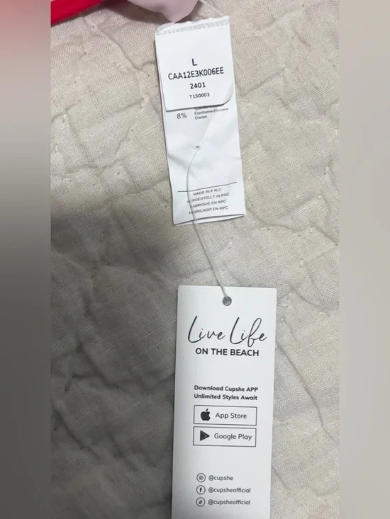 Cupshe Bright Red Cutout One-Piece Swimsuit - Picture 4 of 6